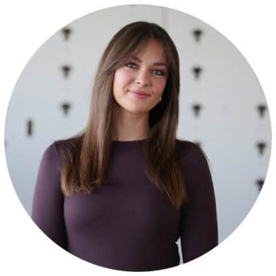 Laura von der Rezeption
